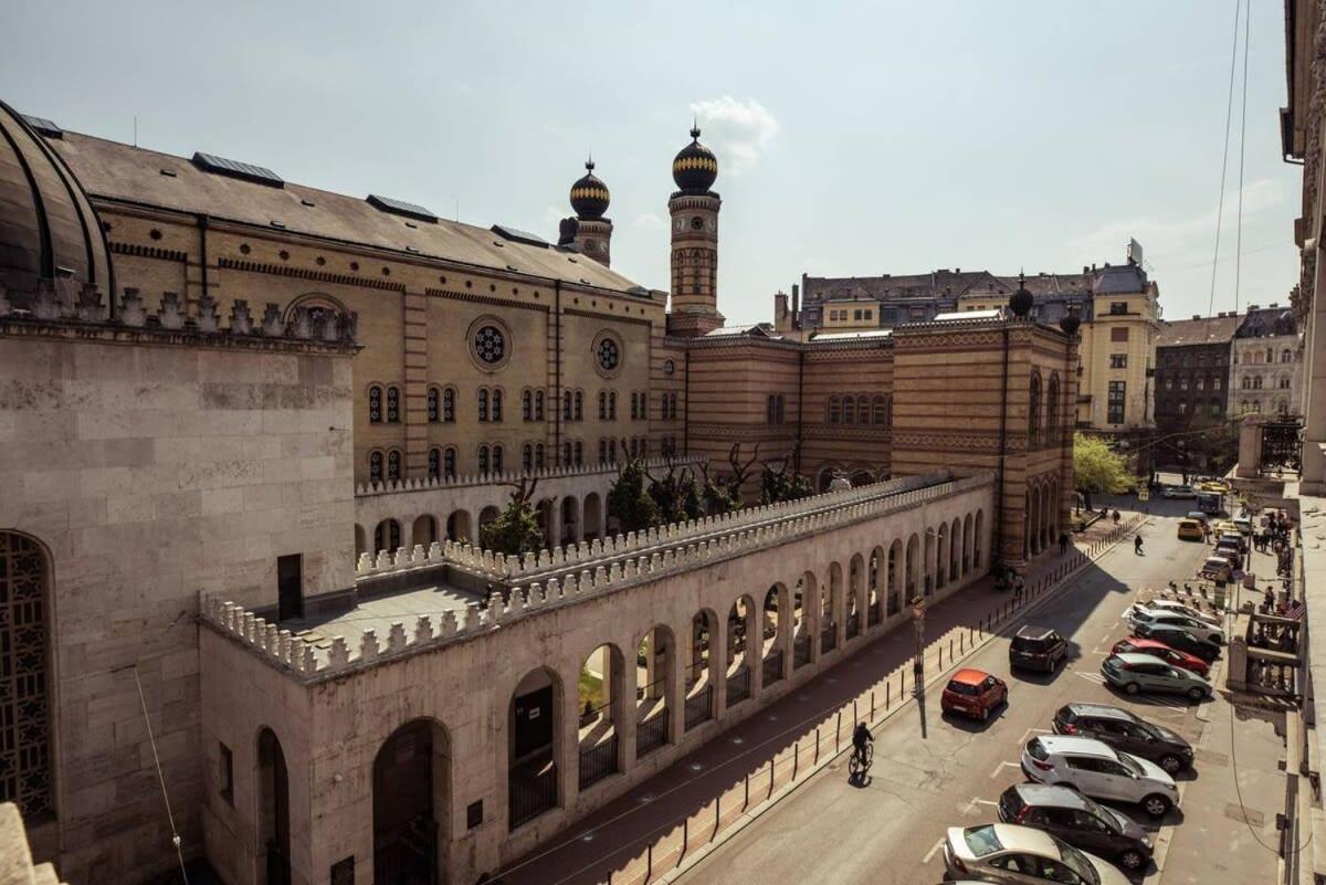 New A C Studio With View Of The Synagogue — Photos 3